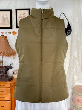 Casual timeless outdoorsy girly green and tan reversible minimalist puffer vest